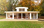Maison contemporaine ovale unique con�ue par Jean Michel BLIARD