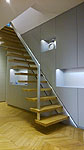 Escalier � limon caisson  lat�ral en aluminium Jean-Michel BLIARD  ,  marches en ch�ne massif